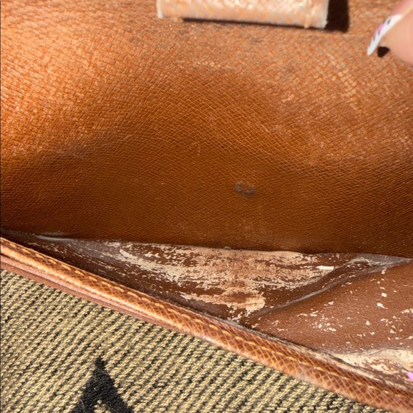 Louis Vuitton (Rehab)Classic Brown Monogram Wallet - Picture 5 of 7
